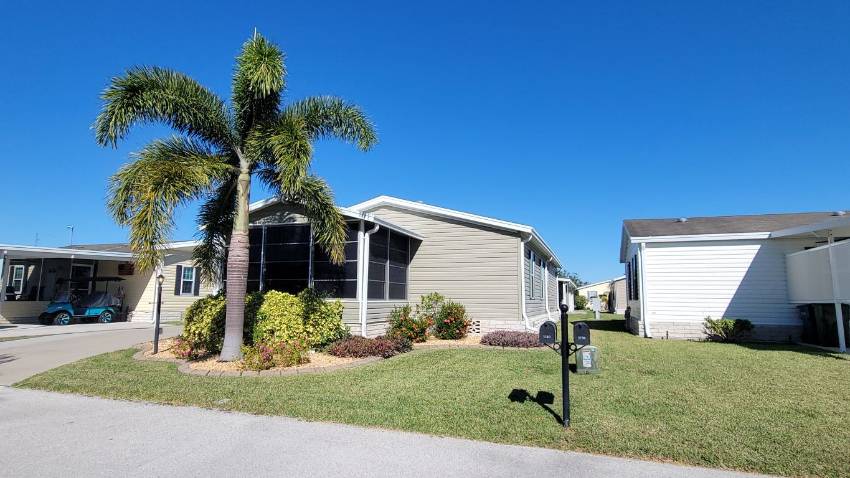 Winter Haven, FL Mobile Home for Sale located at 1240 Cypress Vine Rd. Cypress Creek Village